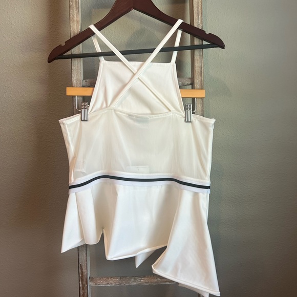 NWT White Puma Tennis top size L - Picture 8 of 14